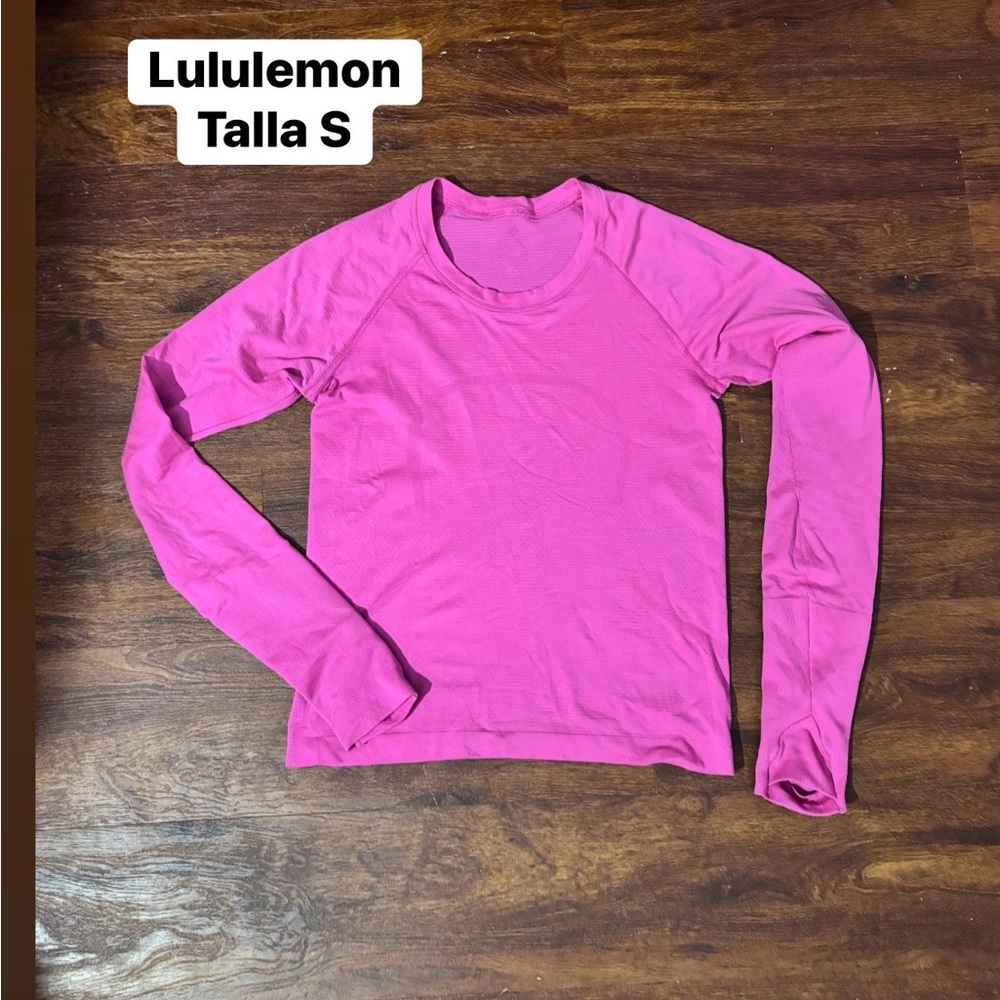 Lululemon Athletica Women's Vibrant Pink Sweatshirt